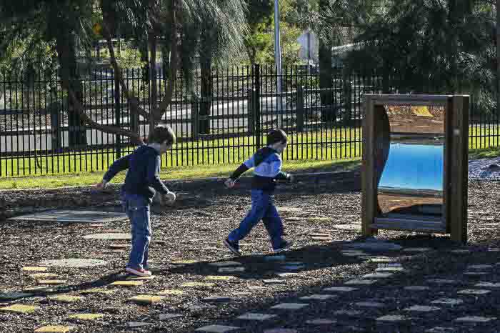 Glenmore Park Playground