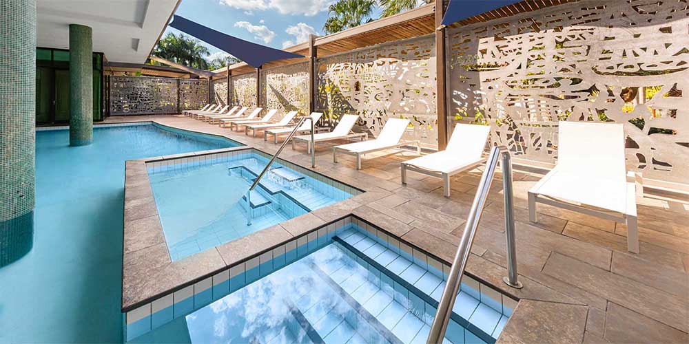 adina apartment hotel vibe hotel darwin waterfront pool 02 2016