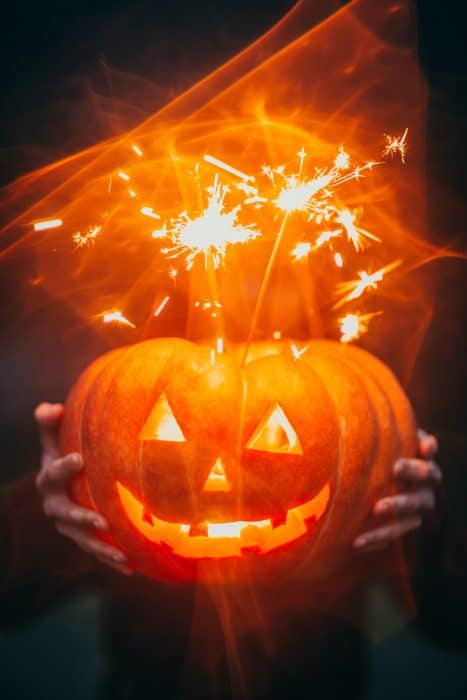 These Halloween home decoration ideas will leave your guests in awe of your spooky creativity